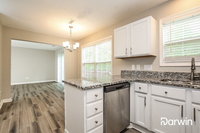 Foto del edificio - 5600 Green Apple Drive, Greensboro, NC 27405