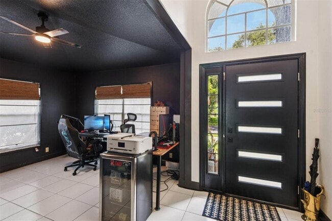 Foto del edificio - 1266 Paradise Lake Dr