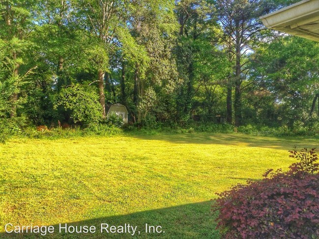 Building Photo - 3 br, 2 bath House - 130 Belmont Ct