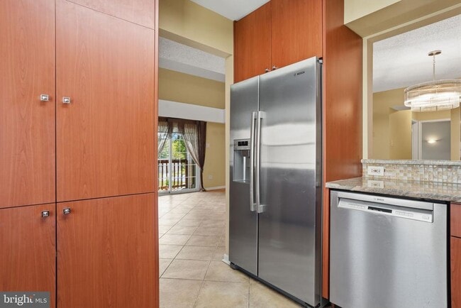 Foto del edificio - 4016 Barry Ct