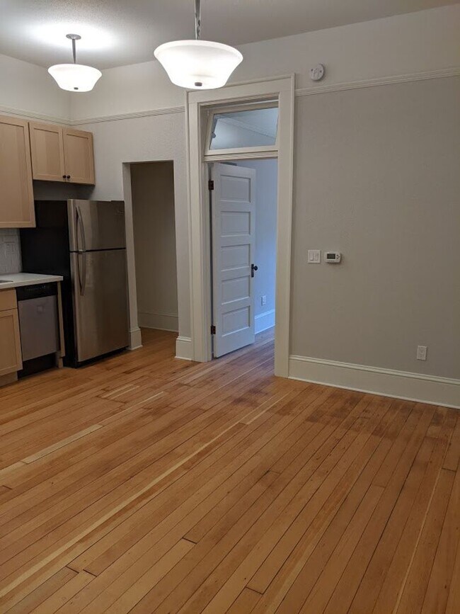 Foto del edificio - Cute 1bd/1bth in Cottage Grove w/ Stainles...