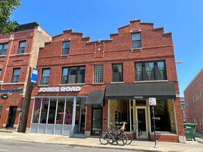 Building Photo - 1655 N Damen Ave