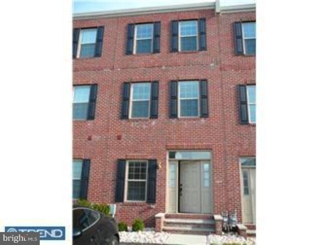 Foto del edificio - 2734 Tilton St