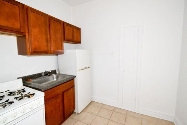 Foto del edificio - 4832 N Damen Ave