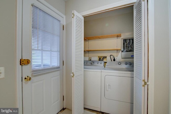 Foto del edificio - 4009 Timber Oak Trl