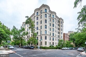 Building Photo - 2220 20th St NW