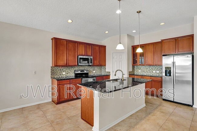 Foto del edificio - 16226 Magnolia Grove Way