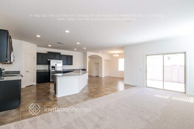 Building Photo - 1285 E Dragon Fly Rd