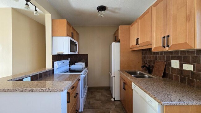 Photo du bâtiment - 2.0 bedroom in Calgary Alberta T3C 0N4