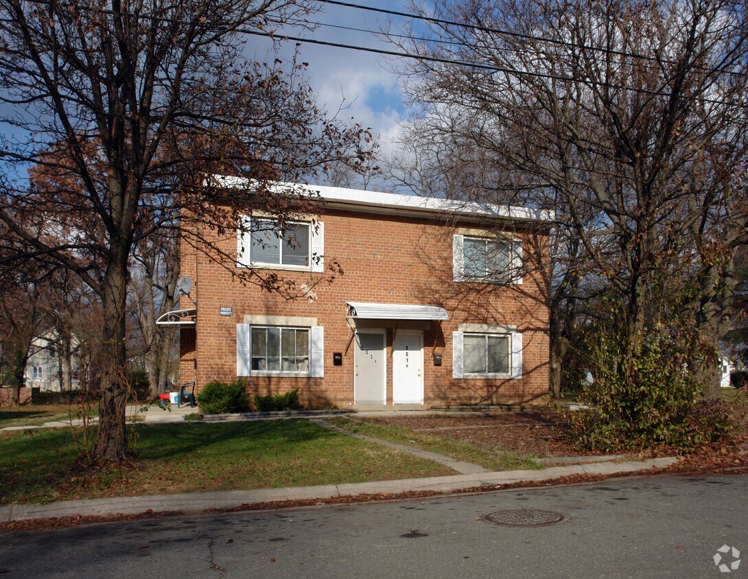 Primary Photo - 201-203 Dawson Ave