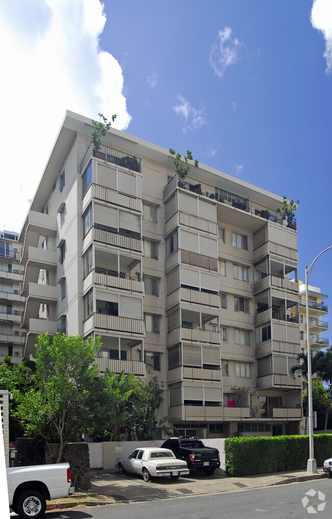 Building Photo - 411 Kaiolu St