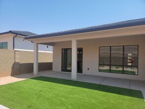 Building Photo - 65 Dakar Ln