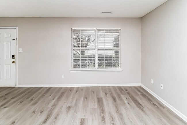 Foto del edificio - 11313 Red Finch Ln