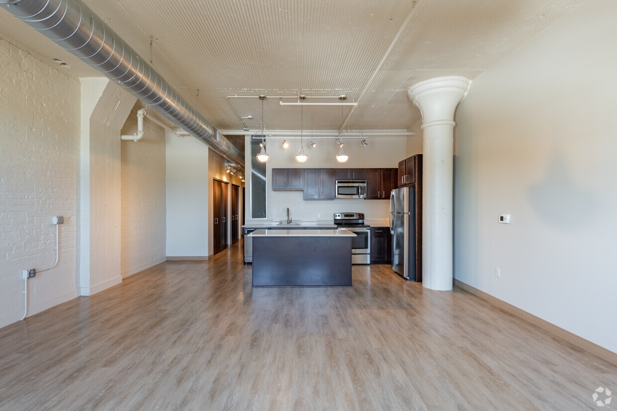 Alojamientos vacacionales con patio en Racine - Wisconsin, Estados Unidos |  Airbnb, image size:1240x827