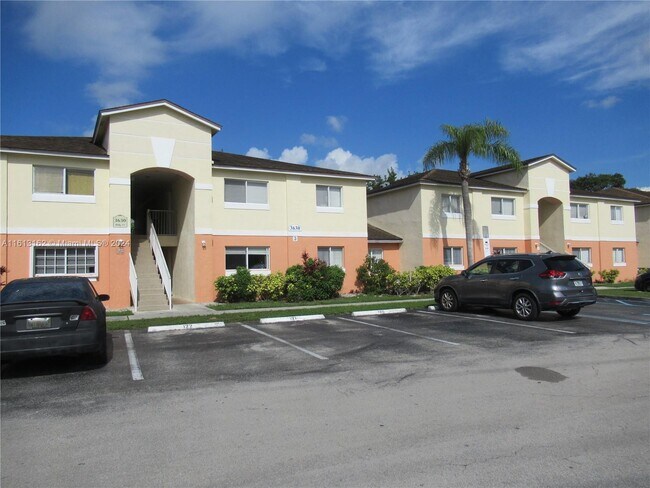 Building Photo - 3630 N 56th Ave