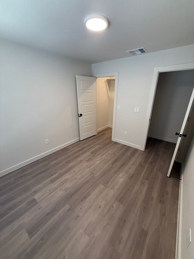 Foto del edificio - 5532 Auburn St