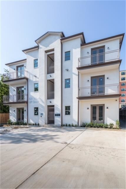 Building Photo - 331 W 18th St