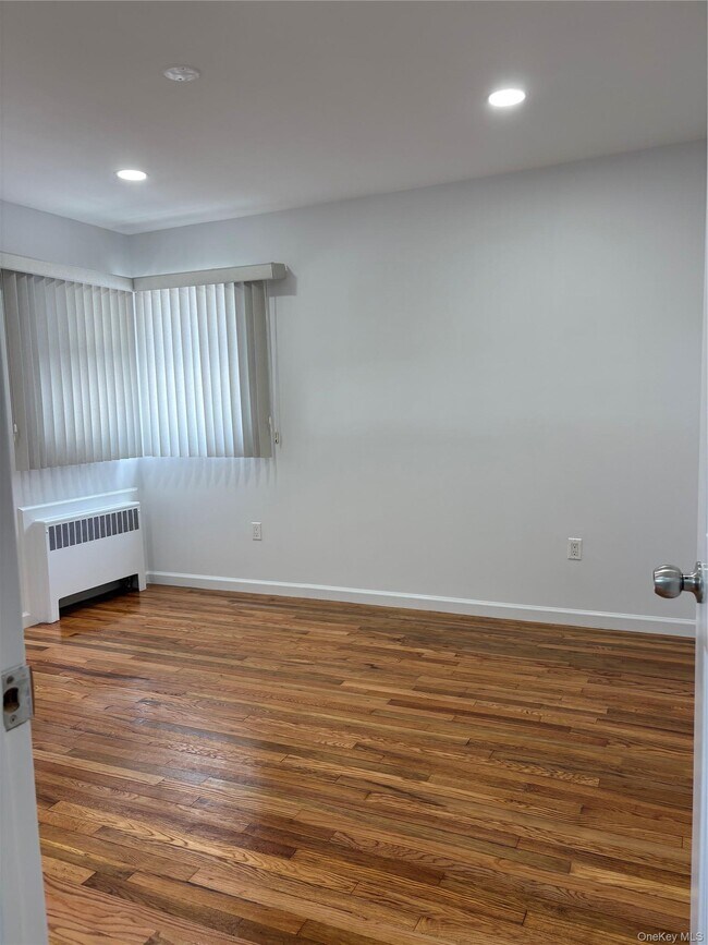 Foto del edificio - 2262 Leighton Rd