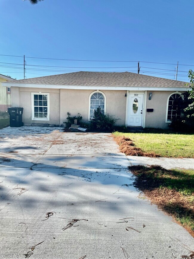 3533 W Louisiana State Dr, Kenner, LA 70065 House Rental in Kenner