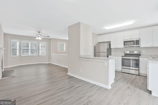 Foto del edificio - 2109 Lown Farm Ln