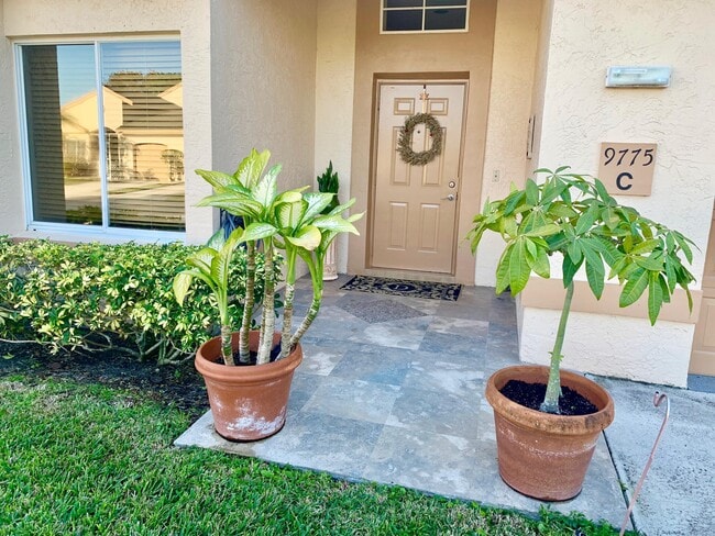 Building Photo - 9775 Boca Gardens Cir N
