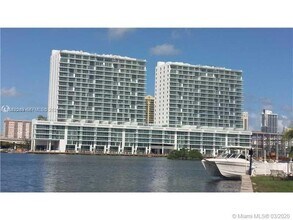 Building Photo - 400 Sunny Isles Blvd