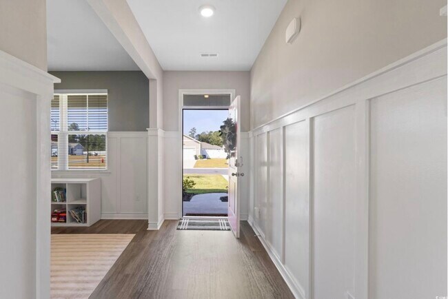 Foto del edificio - 124 Cassina Dr