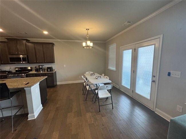 Foto del edificio - 71 Hinton Farm Wy.