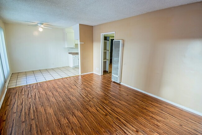 Building Photo - 1145 Elden Ave