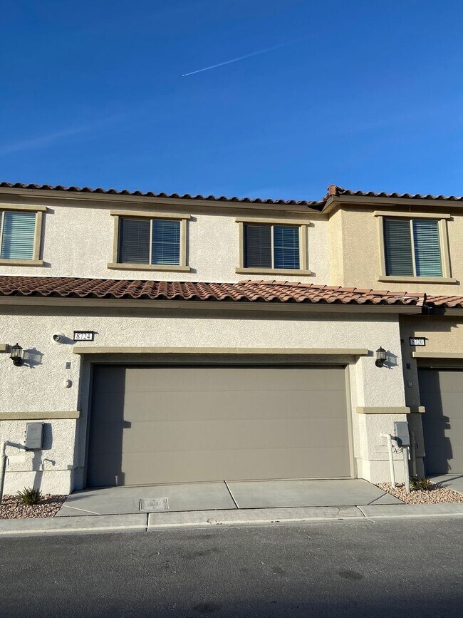 Building Photo - Brand New Townhouse Available Soon!