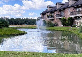 Building Photo - 888 S Kenilworth Pkwy