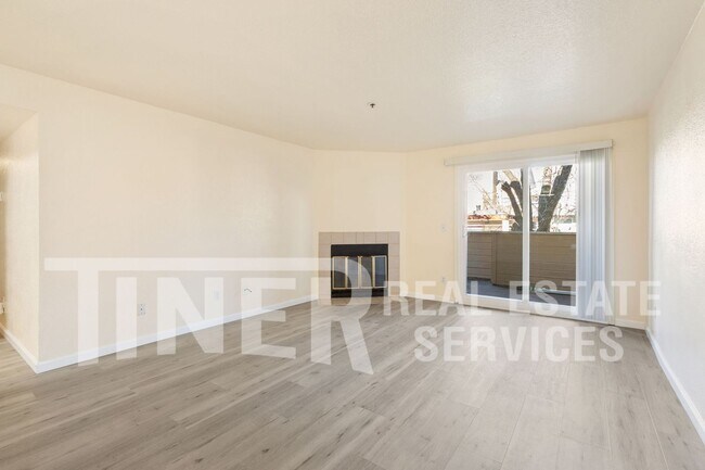 Foto del edificio - Freshly Remodeled Unit! - Tier 5