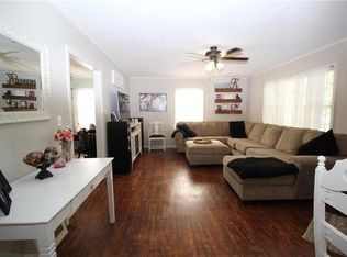 Foto del edificio - 3114 Gene Field Rd
