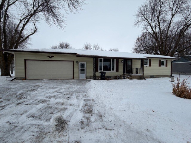 Foto principal - 447 2nd Ave SW