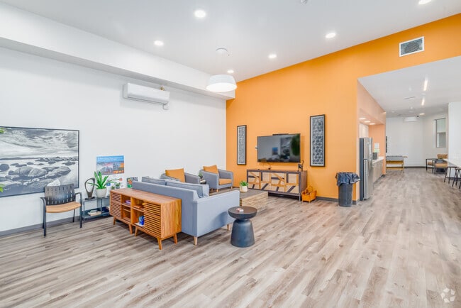 Community Room - Main St Plaza