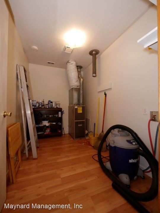 Foto del edificio - 3 br, 2 bath House - 14593 Holly Ln.