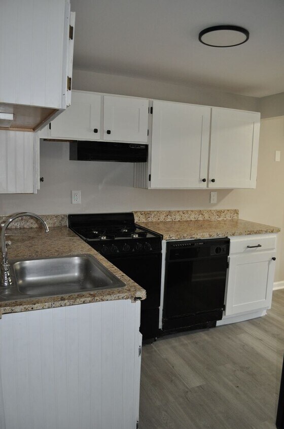 Foto principal - 98-100 Linden Place