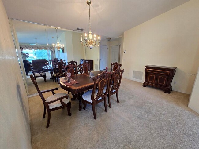 Building Photo - 5800 Sabal Trace Dr