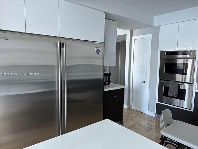Foto del edificio - 3201 NE 183rd St