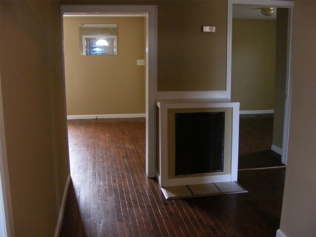 Building Photo - 514 Rocky Mount Road Apt A