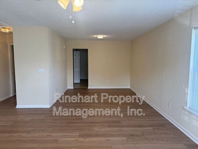 Foto del edificio - 1033 Park Meadow Dr