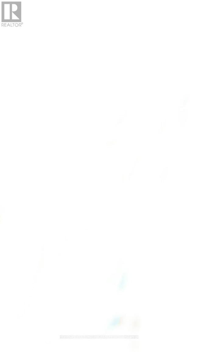 Building Photo - 632B Yonge St