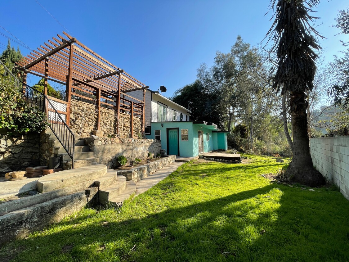 126 Hackett Pl, Los Angeles, CA 90042 House Rental in Los Angeles, CA