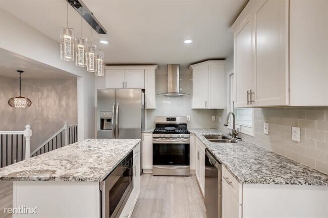 Foto del edificio - 4 br, 3 bath House - 2772 Williamsburg Way
