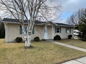 Building Photo - 2410 S 18th St