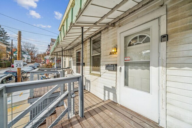 Foto del edificio - 3226 Richardson Ave