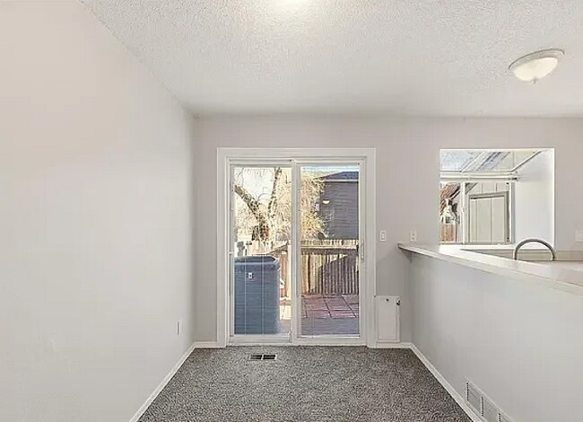 Building Photo - 16991 E Chenango Ave