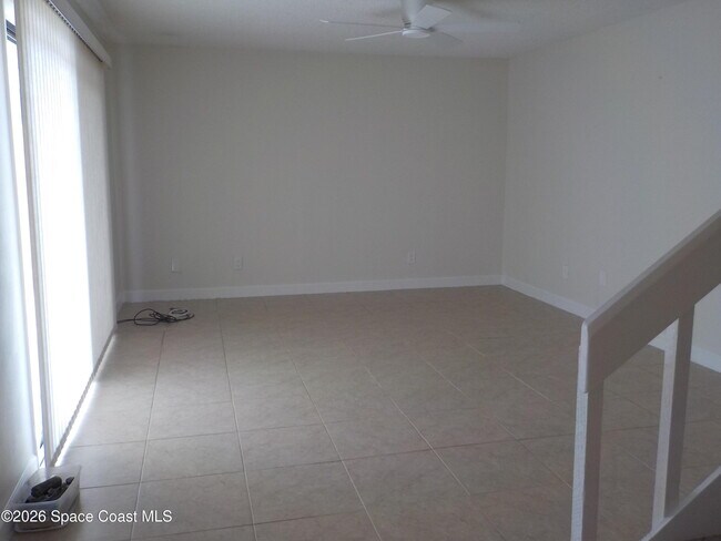 Building Photo - 3711 Vista Oaks Cir NE
