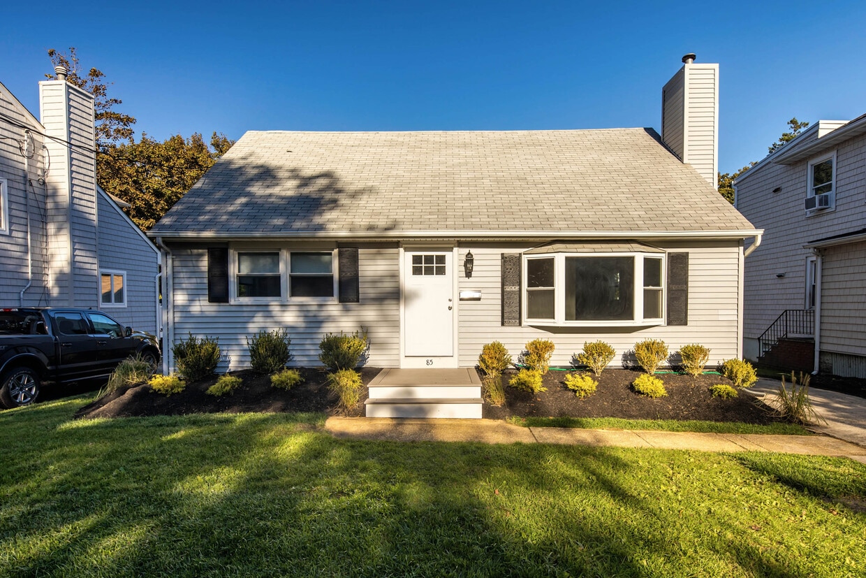 85 Ave of Two Rivers, Rumson, NJ 07760 House Rental in Rumson, NJ