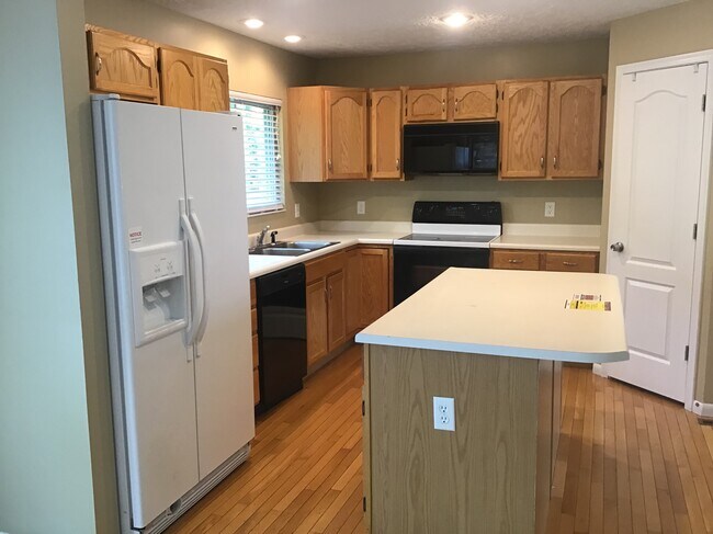 Building Photo - 6560 Copperleaf Lane